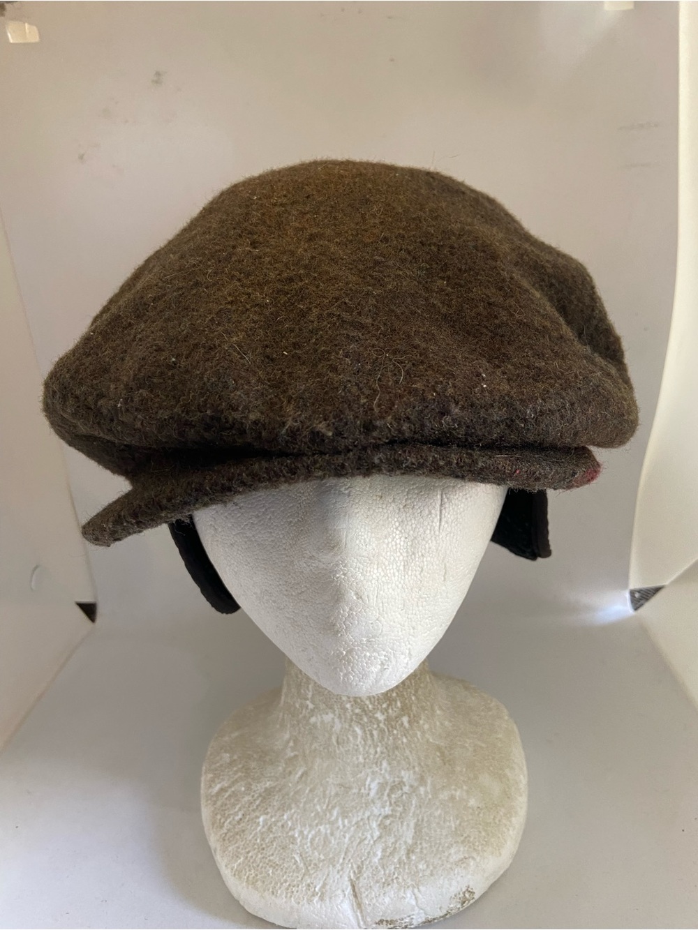 Vintage Eddie Bauer man’s causal Brown Wool Newsboy Cap hat Sz large 90s